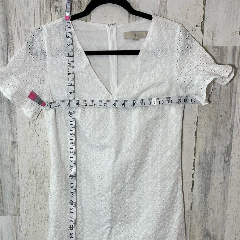 LOFT White Eyelet Mini Dress Flutter Sleeves Size 0 - Picture 5 of 11